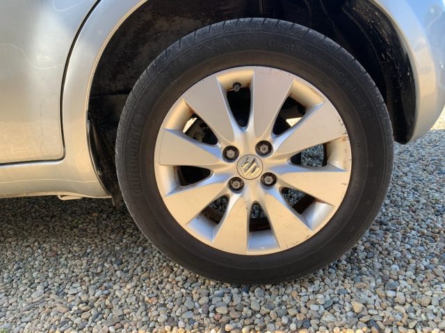 SUZUKI Splash usata 14