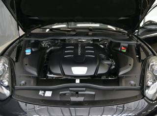 PORSCHE Cayenne usata, con Servosterzo