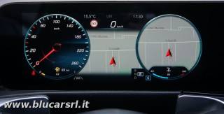 MERCEDES-BENZ GLB 200 usata, con Sedile posteriore sdoppiato