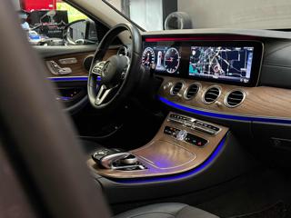 MERCEDES-BENZ E 220 usata, con Interni in pelle