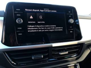 VOLKSWAGEN T-Roc usata, con Volante multifunzione