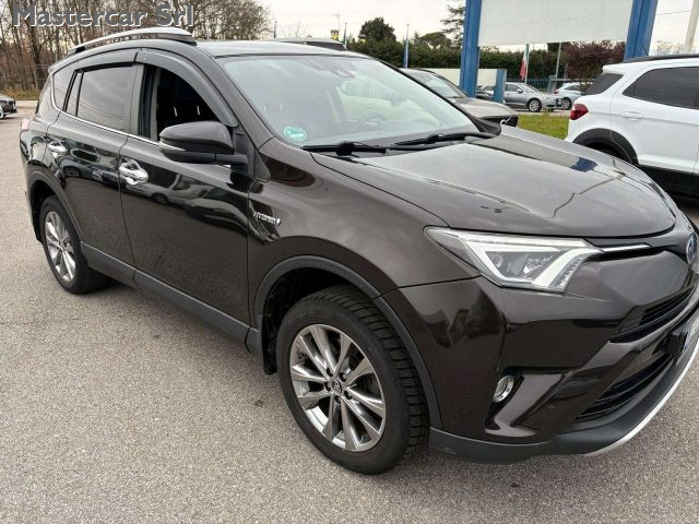 TOYOTA RAV 4 usata, con Autoradio