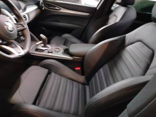 ALFA ROMEO Stelvio usata, con Autoradio digitale