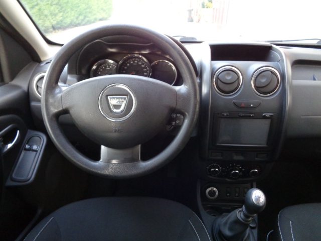 DACIA Duster usata, con Controllo automatico clima