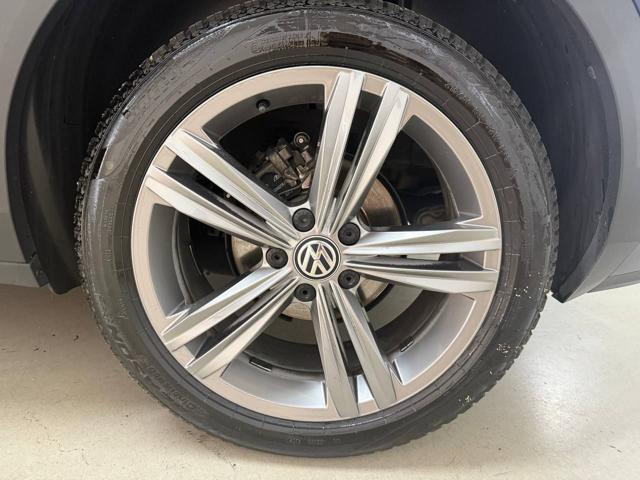 VOLKSWAGEN T-Roc usata, con Cerchi in lega