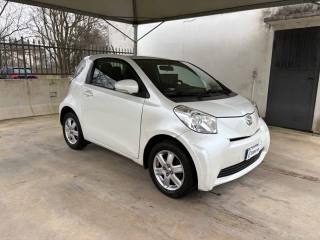 TOYOTA iQ usata, con Airbag laterali