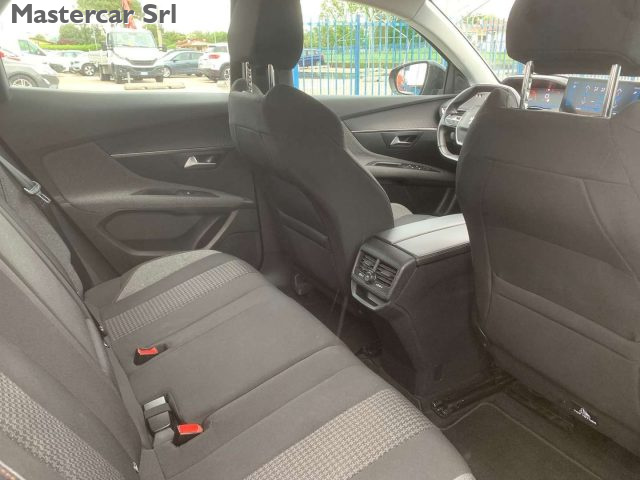 PEUGEOT 3008 usata, con Fendinebbia