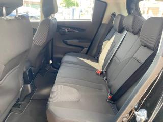 MAHINDRA KUV100 usata, con USB