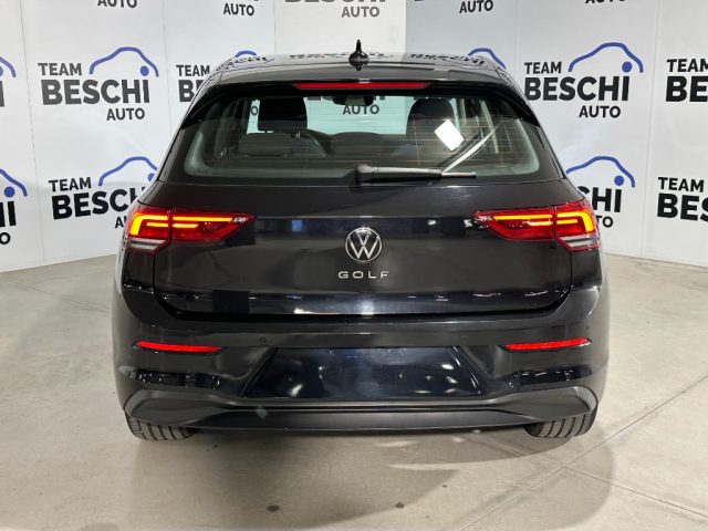 VOLKSWAGEN Golf usata, con Autoradio