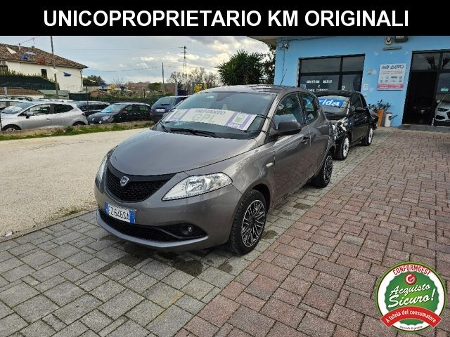 LANCIA Ypsilon usata, con ABS