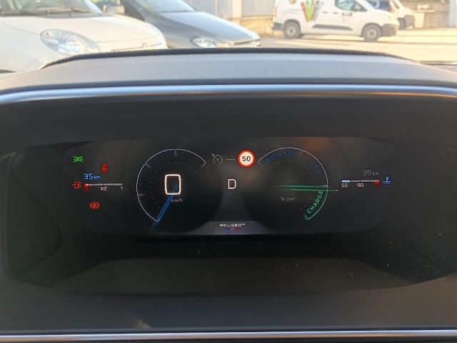 PEUGEOT 2008 usata, con Boardcomputer