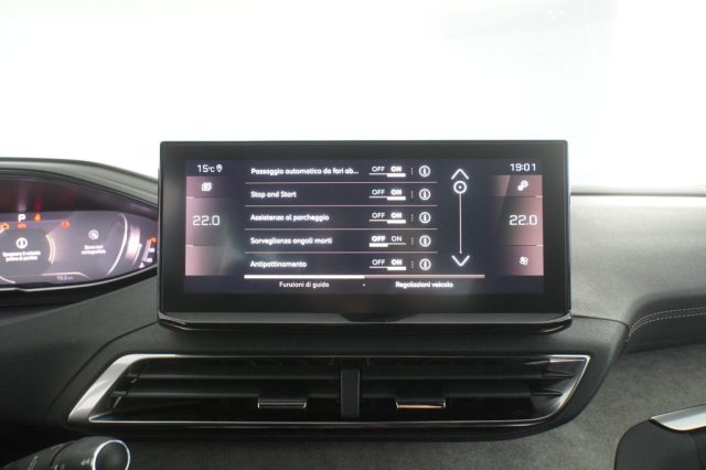 PEUGEOT 5008 usata 15