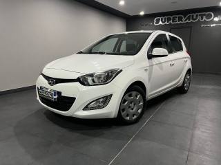 HYUNDAI i20 usata, con Airbag laterali
