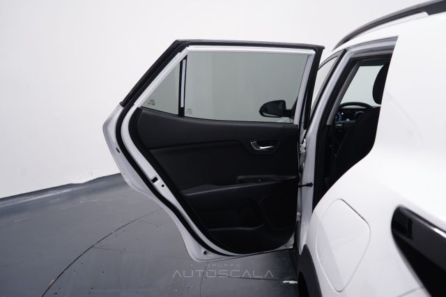 KIA Stonic usata, con Sensori di parcheggio posteriori