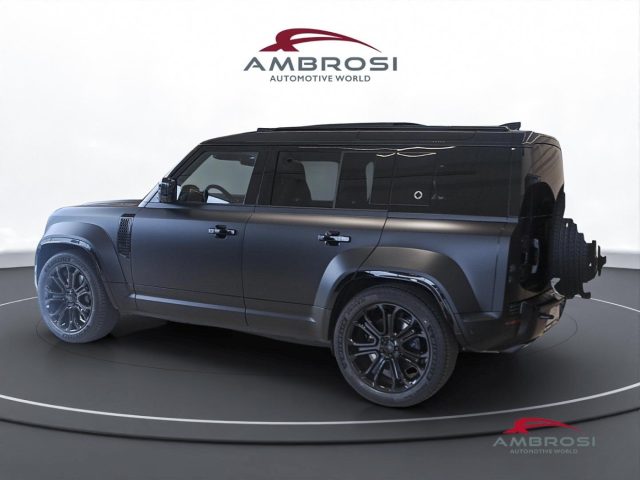 LAND ROVER Defender usata 3