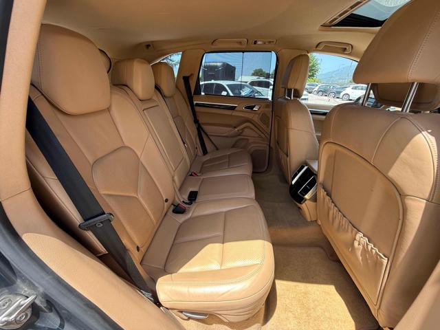 PORSCHE Cayenne usata, con Tettuccio apribile