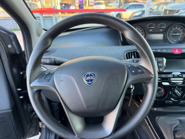 LANCIA Ypsilon usata, con Controllo automatico clima