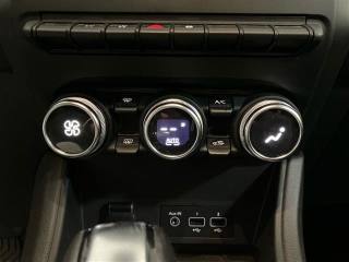 RENAULT Captur usata, con Isofix