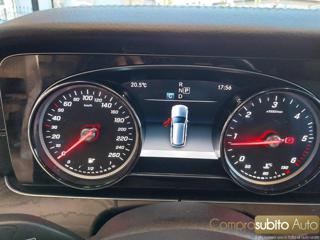 MERCEDES-BENZ E 220 usata, con Head-up display