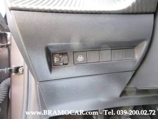 PEUGEOT 208 usata, con ESP