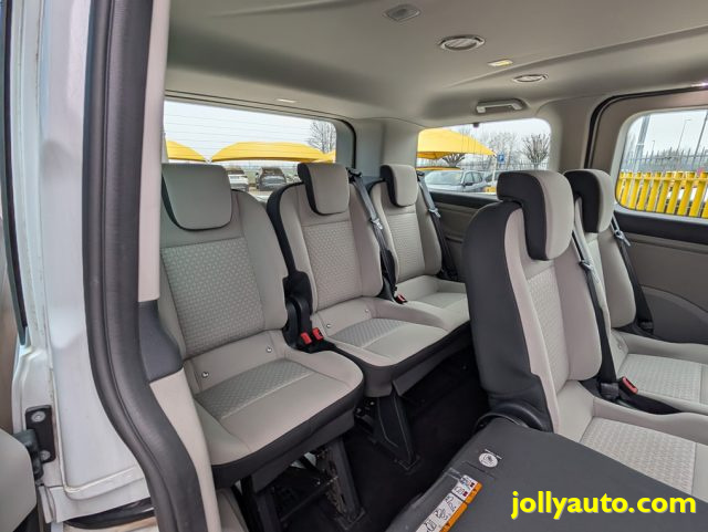 FORD Tourneo Custom usata 26
