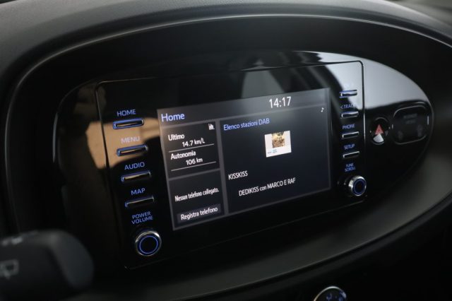 TOYOTA Aygo X usata 12