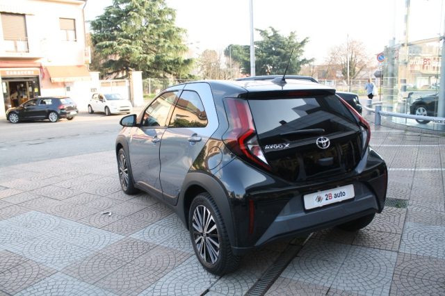 TOYOTA Aygo X usata, con Autoradio