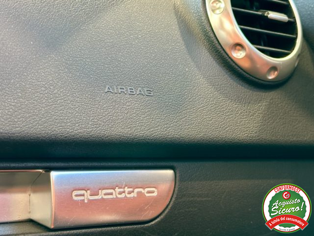 AUDI TT usata, con Tettuccio apribile