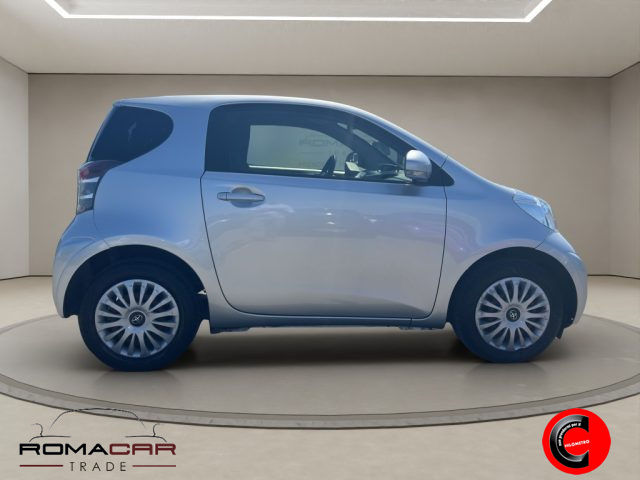 TOYOTA iQ usata, con Alzacristalli elettrici