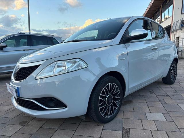 LANCIA Ypsilon usata, con ABS
