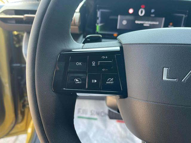 LANCIA Ypsilon usata, con Park Distance Control