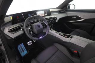 PEUGEOT 5008 3ª serie Hybrid 145 e-DCS6 GT
