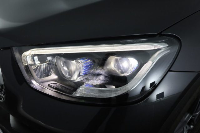 MERCEDES-BENZ GLC 220 usata 8