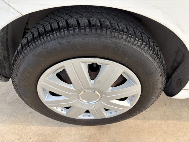 HYUNDAI i20 usata 42