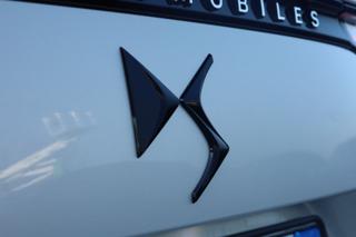 DS AUTOMOBILES DS 7 usata, con Hill holder