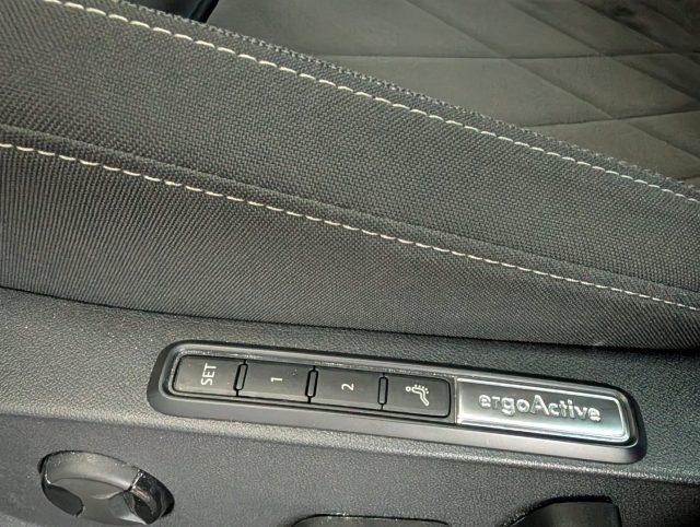 VOLKSWAGEN Golf usata, con Antifurto