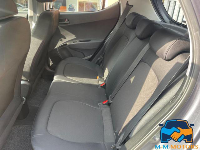 HYUNDAI i10 usata 33