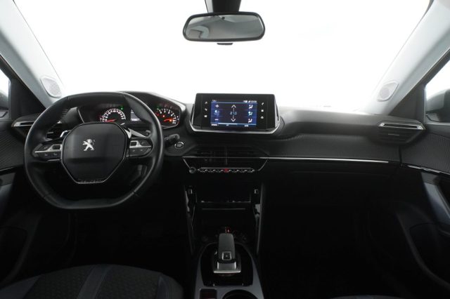 PEUGEOT 2008 usata 10
