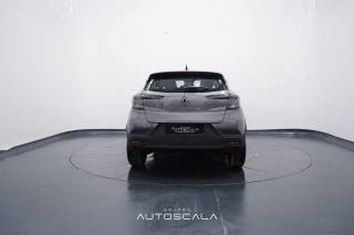 RENAULT Captur usata, con Volante in pelle