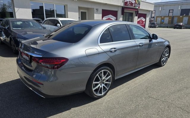 MERCEDES-BENZ E 300 usata, con Airbag