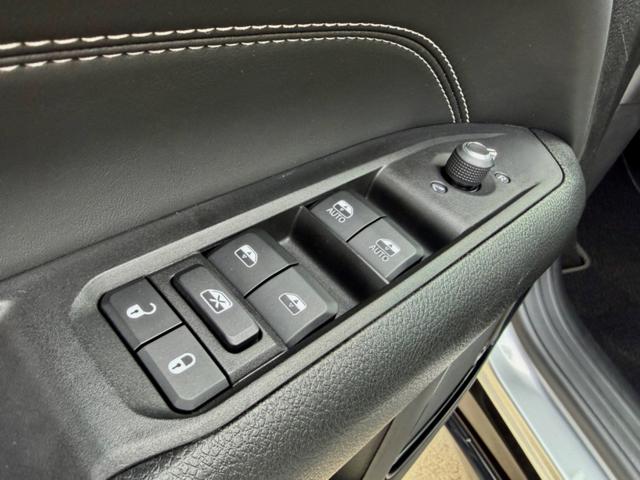 JEEP Compass usata, con Luci diurne