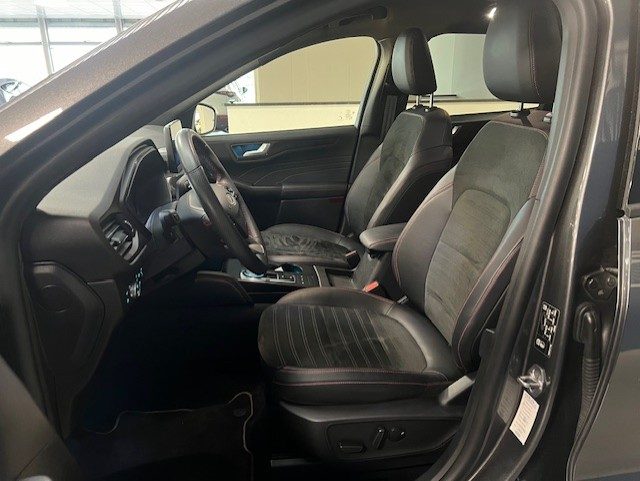 FORD Kuga usata, con Boardcomputer