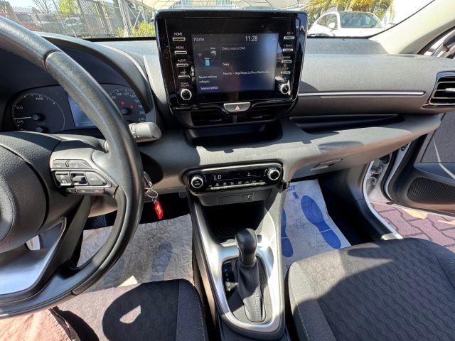 TOYOTA Yaris usata, con Servosterzo