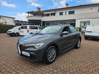 ALFA ROMEO Stelvio usata, con Airbag