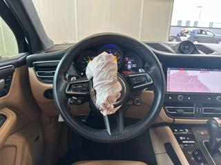 PORSCHE Macan usata, con Fendinebbia