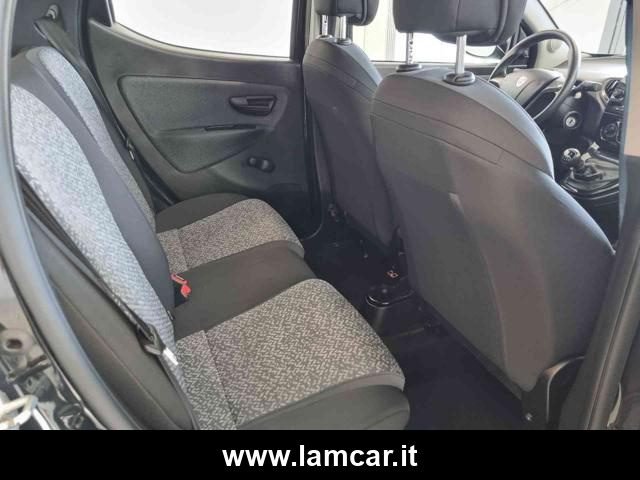 LANCIA Ypsilon usata, con Isofix