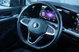 VOLKSWAGEN Golf usata, con Luci diurne