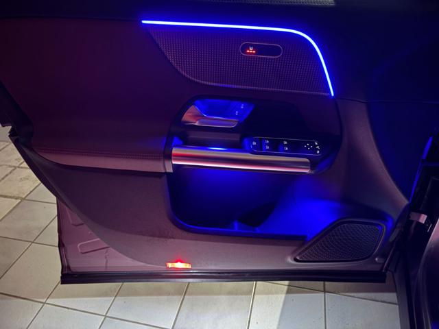 MERCEDES-BENZ GLA 200 usata, con Cruise Control