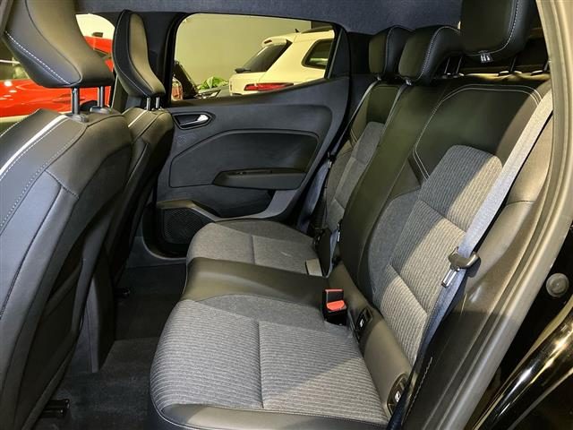 RENAULT Clio usata 11