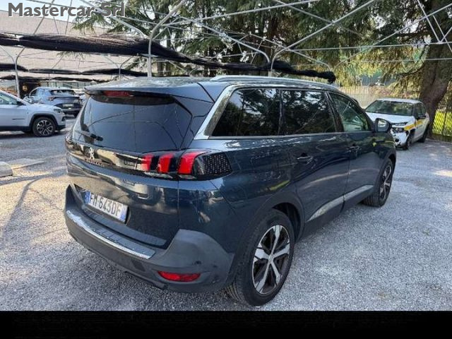 PEUGEOT 5008 usata, con Alzacristalli elettrici